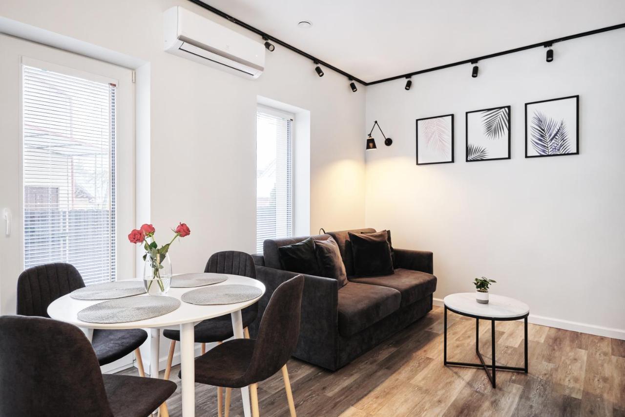 Owls Hill Apartment カウナス エクステリア 写真